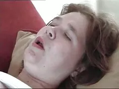 Chica asiática permitiendo que un hombre entre anal mexicana en el coño-añadir kimono, malla