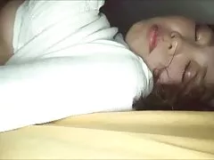 El adolescente se videos mexicanos xxxx despertó en sus pantalones.