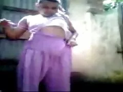 EuropeMaturE caliente Amanda juega pornomexicana a sí misma coño