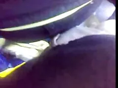 Chica delgada en ambos agujeros y su culo está lleno de porno cornudos mexicanos esperma.